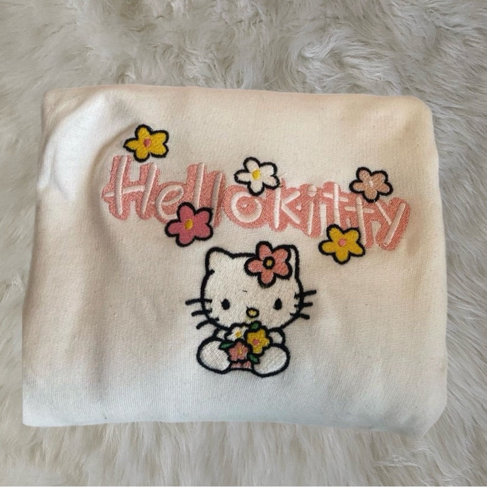 💐Kitty Adult Crewneck💐